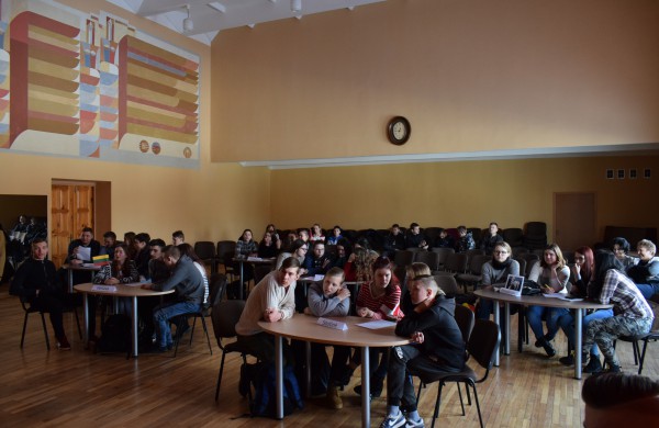 Jonavos politechnikos mokykla: „Šimtmečio minėjimas skatina jaunus žmones pasijausti neatsiejama valstybės dalimi“ 