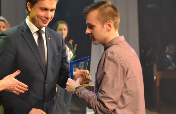 Gėlės, padėkos ir linkėjimai - geriausiems sportininkams