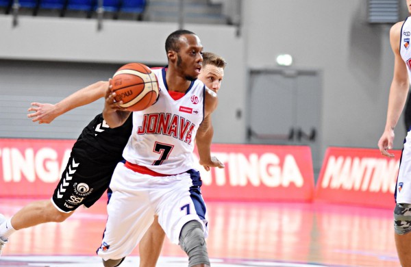 B. Hobbso vedama „Jonava“ padidino atotrūkį aštuntfinalio serijoje prieš „Telšius“