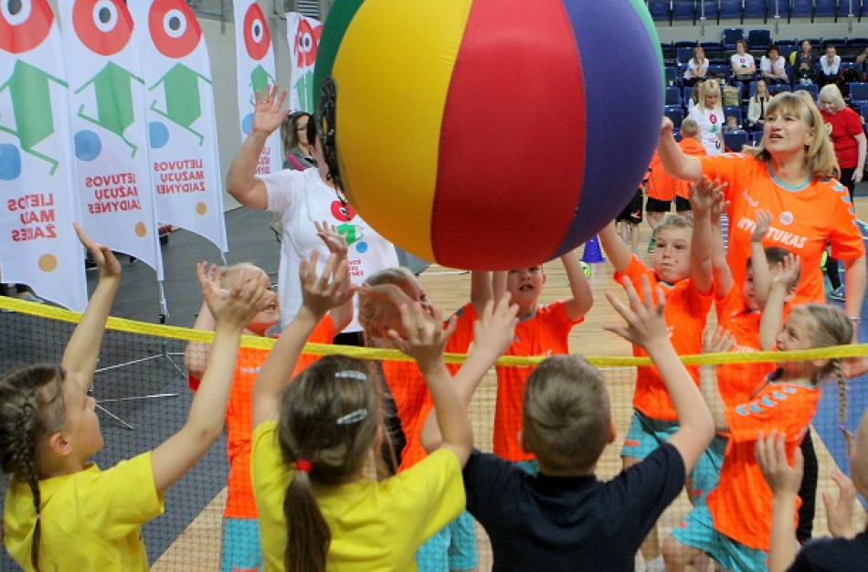 Lietuvos mažųjų žaidynės – sveikus kūnus ir požiūrį formuojantis projektas