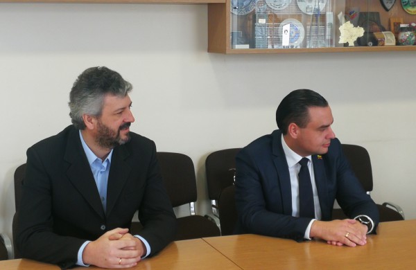 Šiandien papildytos savanorių ugniagesių gretos