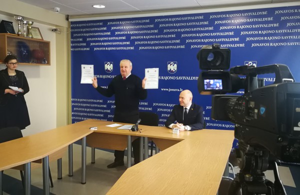 Šiandien papildytos savanorių ugniagesių gretos