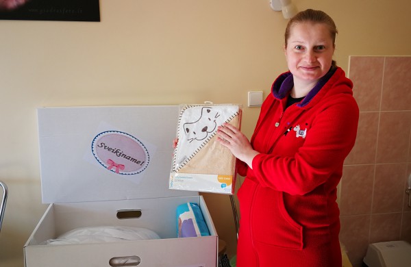 Šiandien įteiktas pirmasis kūdikio kraitelis