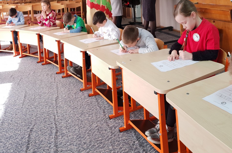 Dailaus rašto konkurse ,,Mažoji plunksnelė – 2018“ varžėsi  priešmokyklinukai 