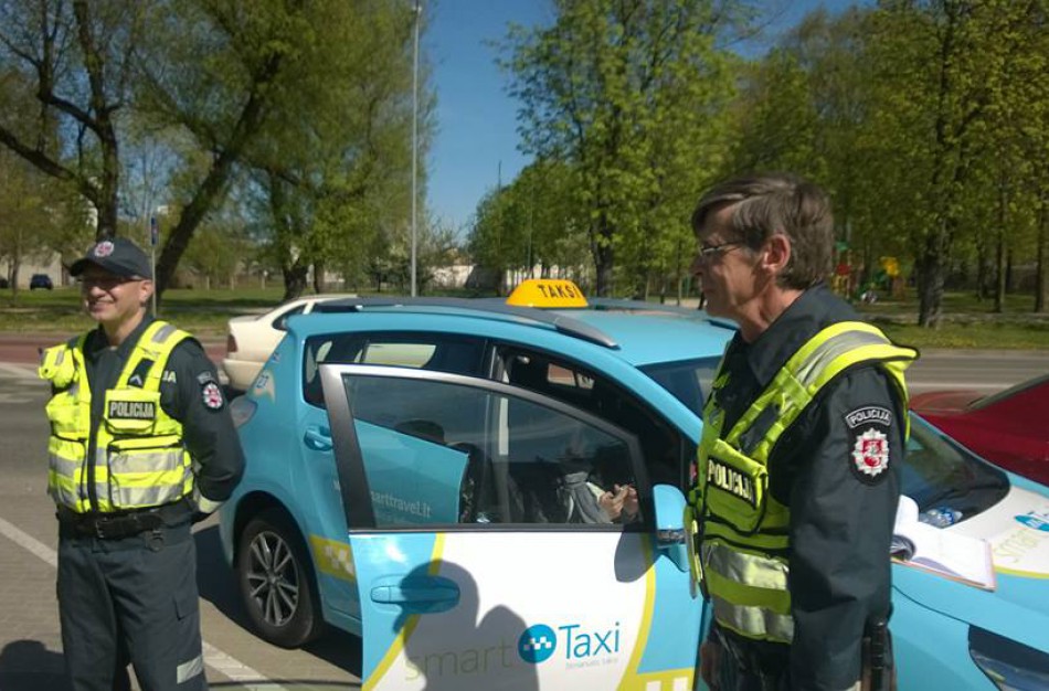 Moterys meluos ir Jonavoje