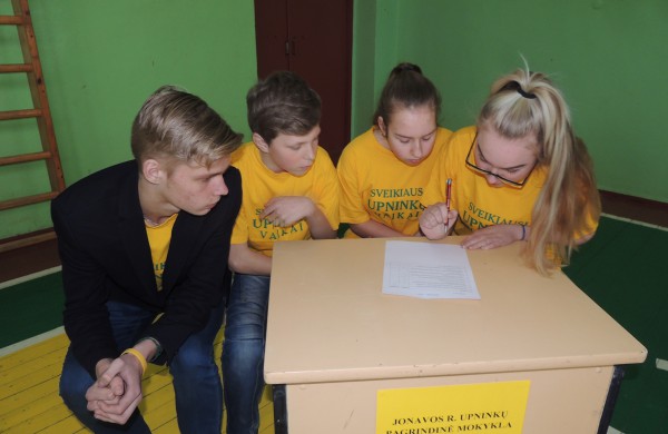 Mokomės sveikos gyvensenos, saugant savo ir kitų sveikatą