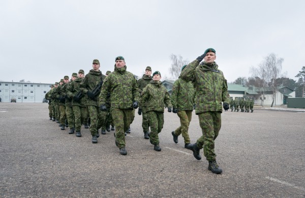 Savanorių pajėgas papildė pusšimtis karių savanorių