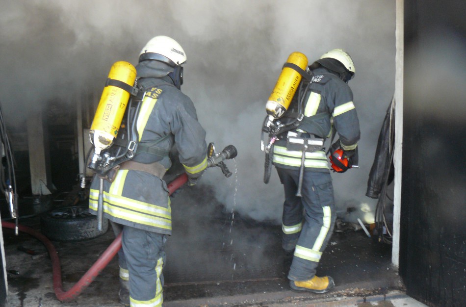 Itin pavojinga – degė propano, deguonies ir acetileno balionai