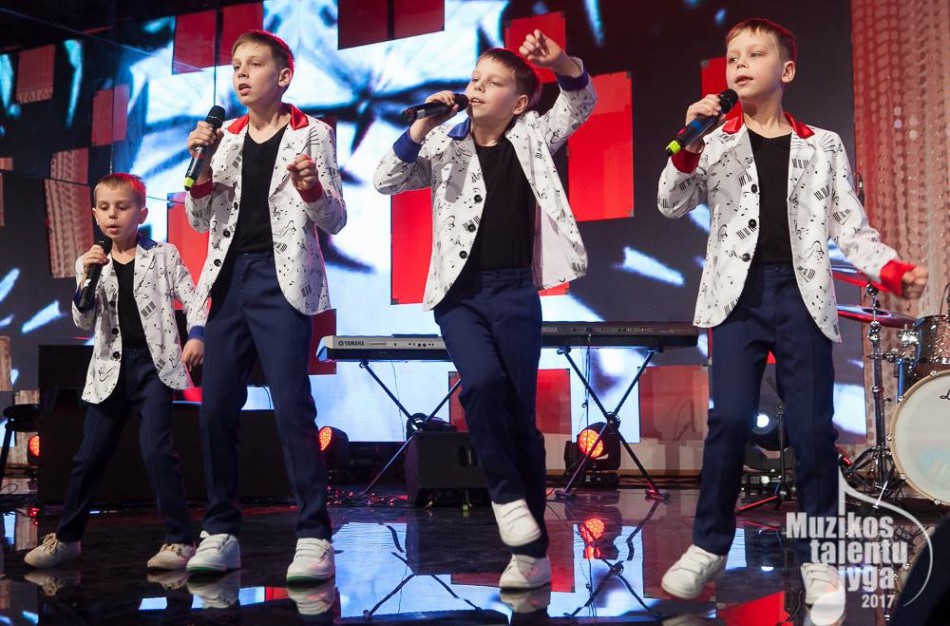 Berniukai garsina progimnaziją ne tik rajone 