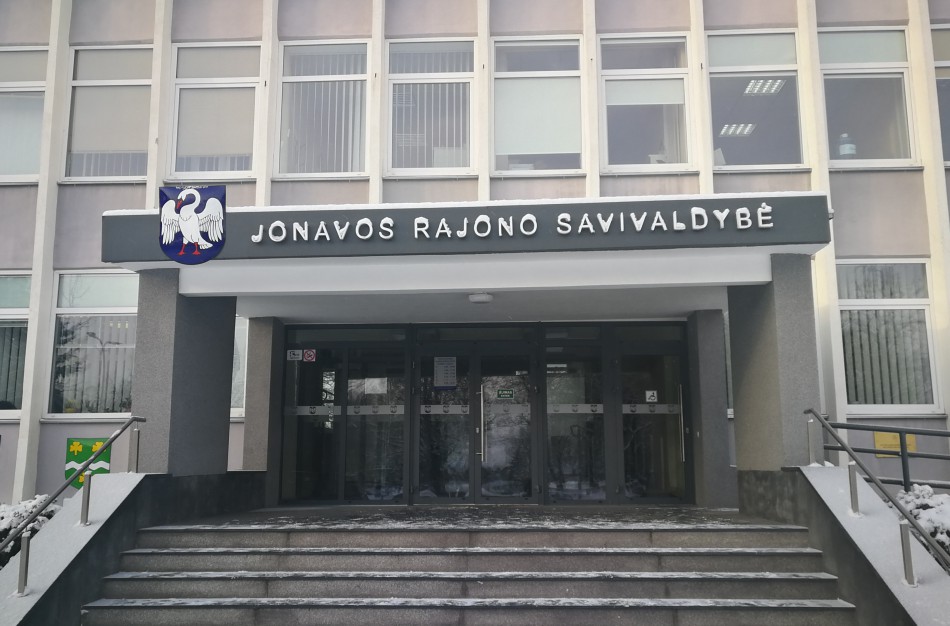 Išrinkta savivaldybės administracijos darbo taryba, sušauktas pirmas posėdis bei išrinktas tarybos pirmininkas 