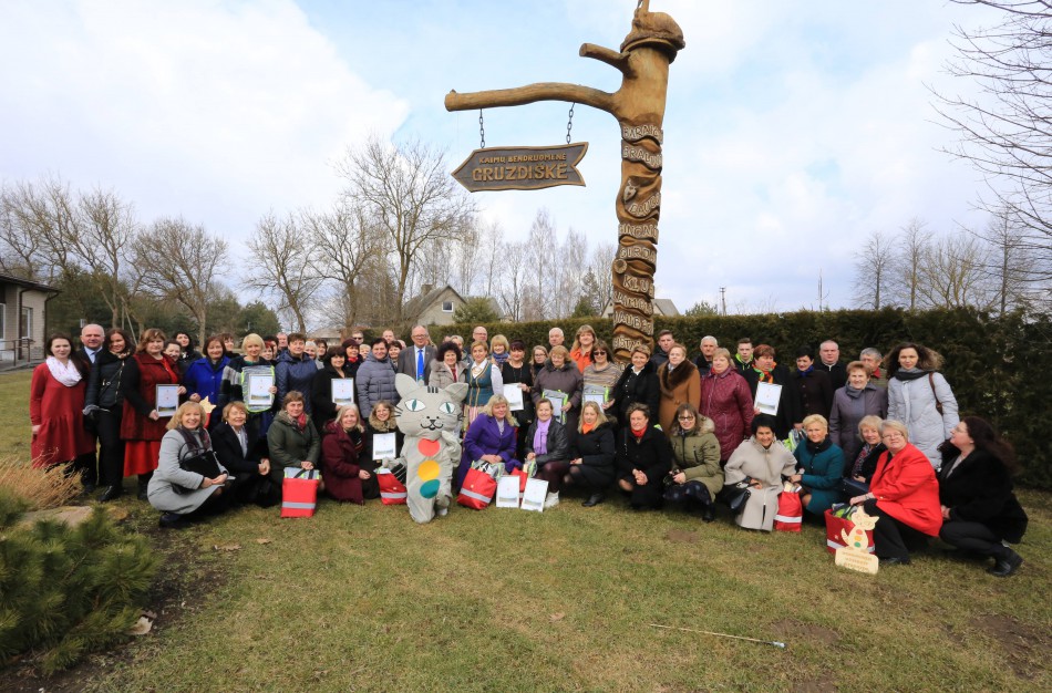 Jonava sužibėjo šalies konkurse „Eismo saugumas bendruomenėse“