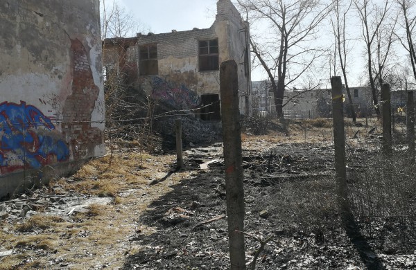 Apgriuvęs senasis baldų kombinatas: akimirka iki nelaimės