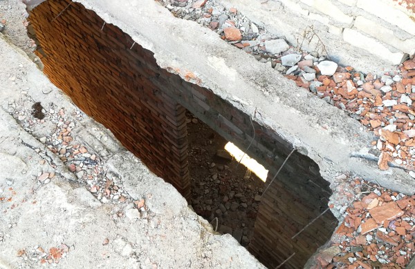 Apgriuvęs senasis baldų kombinatas: akimirka iki nelaimės