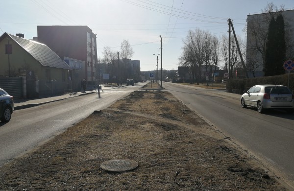 Jonaviškis: „Ar tikrai reikia tvarkyti Prezidento gatvę, kuri, kiek pamenu, naują dangą yra gavusi prieš 6 metus ir dar nebuvo bloga?“