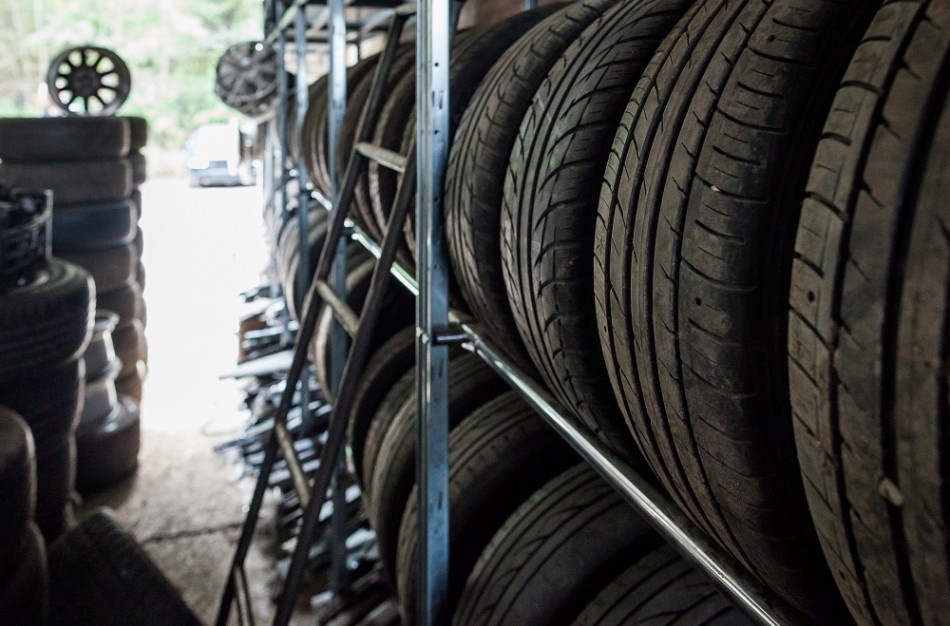 Keičiame padangas – kas atsitinka su netinkamomis naudojimui?