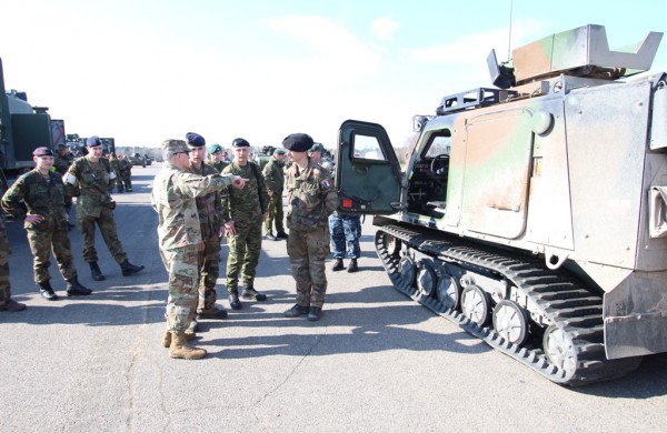 Lietuvoje dislokuotoje NATO priešakinių pajėgų kovinėje grupėje lankėsi Vyriausiasis sąjungininkų pajėgų Europoje vadas   