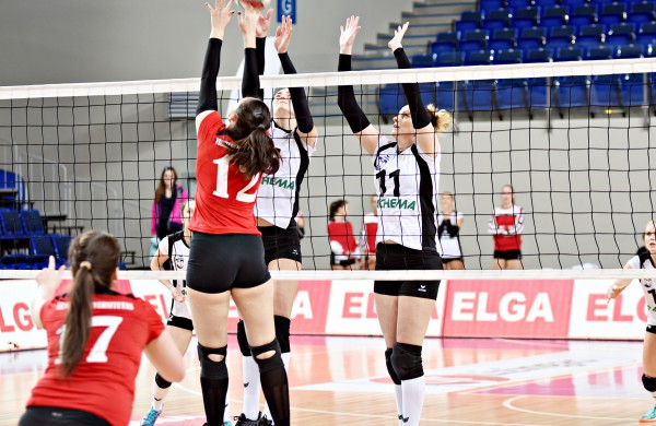 Lietuvos tinklinio čempionato finalai startavo atkakliu vyrų mūšiu ir šeimininkių pergale