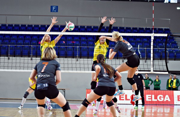 "Kauno-ASU" tinklininkės – per žingsnį nuo Lietuvos čempionato aukso