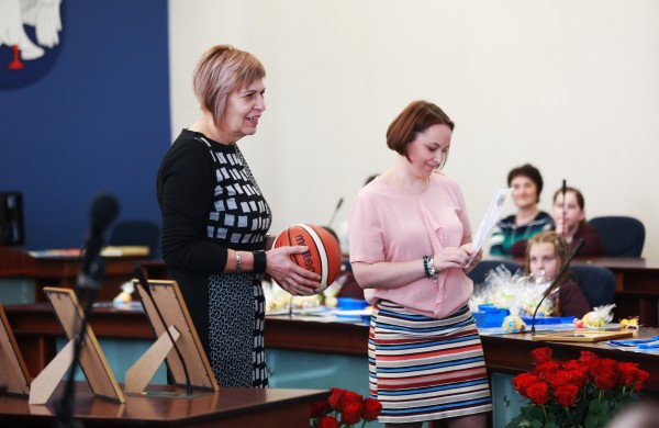 Apdovanoti eilėraščių, rašinėlių ir piešinių konkurso „Augu Lietuvoje/Jonavoje laimingas 2018“ dalyviai