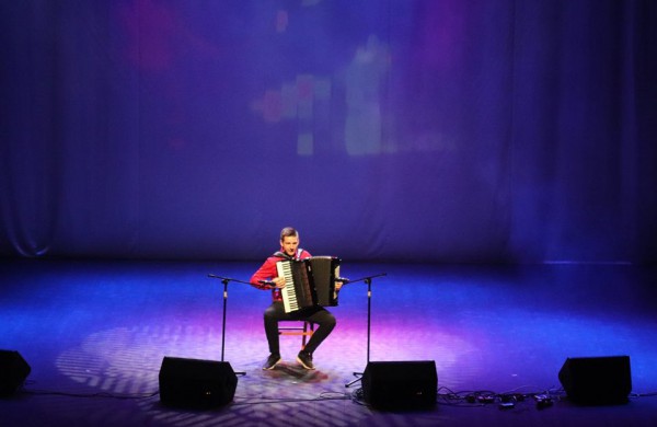 Praūžė Jonavos talentų konkursas „Aš ateinu“