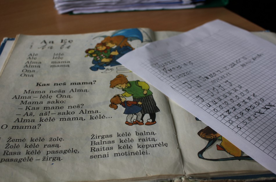 Romų integracija į visuomenę - kaip pirmokų pamokos