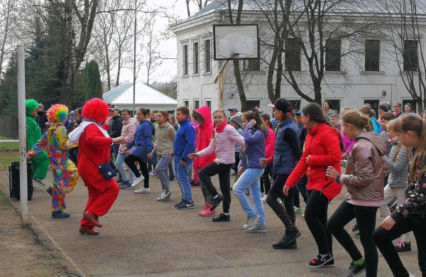 Tęsiasi Raudonos nosies akcijos renginiai 