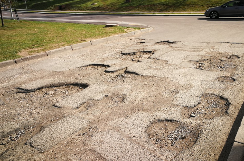 Jonavietis: „Apsilankykite mėnulyje, pasivažinėkite krateriais“ 