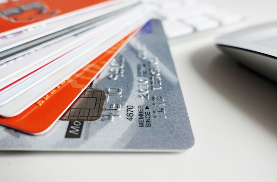 Po Lietuvos banko tyrimo netinkamai informuotiems klientams AB „Swedbank“ atlygins galimus nuostolius  