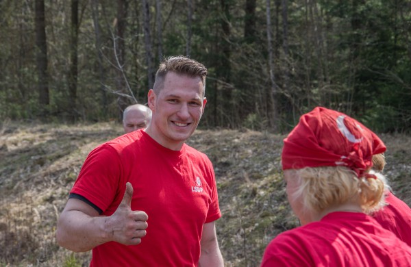 Lietuvos šimtmečiui – šimtas arų eglių jaunuolyno