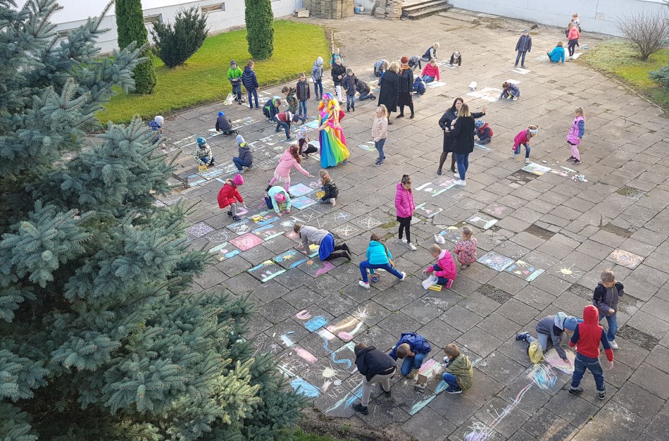 Moksleiviai atskleidė meninius gebėjimus 