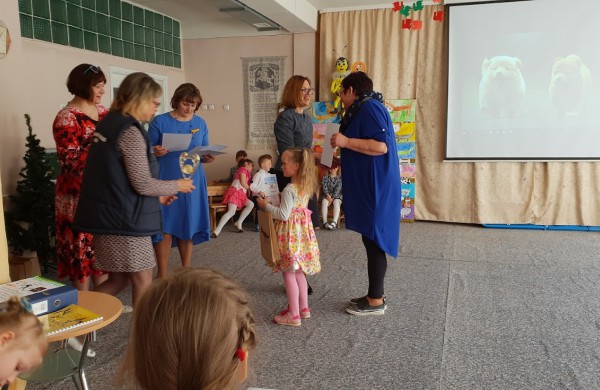 Jonavos mokykloje-darželyje  „Bitutė” paminėta geriausio žmogaus draugo diena