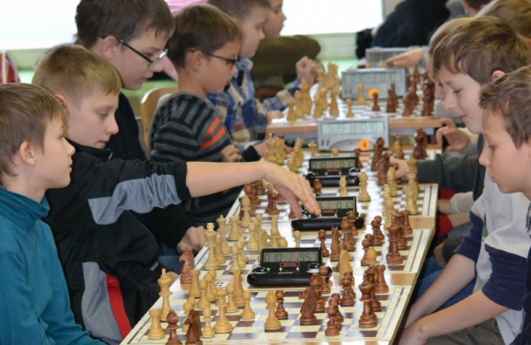 Skirtumas tarp jauniausio ir vyriausio šachmatininko - 85 metai