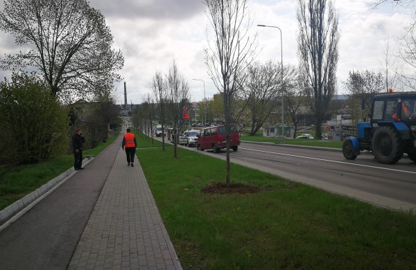 Dėl neblaivaus vairuotojo Vasario 16-osios gatvėje susidūrė trys automobiliai