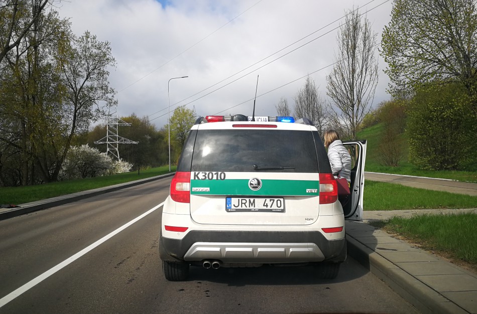 Seimo nario pranešimas: „Griežtinti atsakomybę neblaiviems kelyje – būtina“