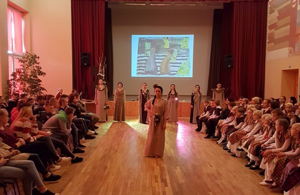 Rajoninis integruotos veiklos projektas „Lino spalvos“