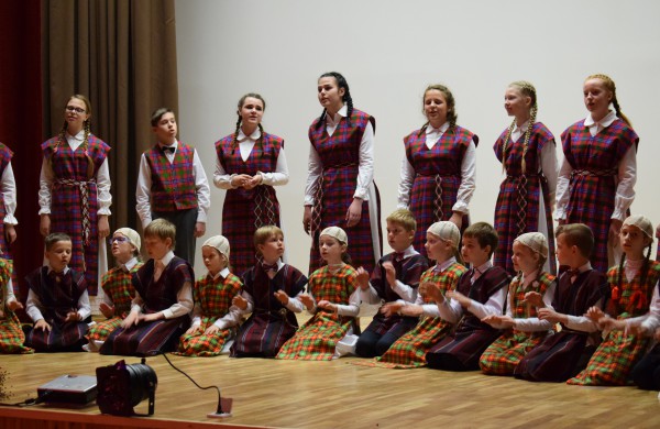 Rajoninis integruotos veiklos projektas „Lino spalvos“