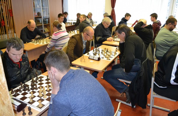 Skirtumas tarp jauniausio ir vyriausio šachmatininko - 85 metai