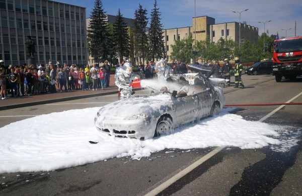 Šiandien iškilmingai paminėta Šv. Florijono diena - žiūrovai liko sužavėti 