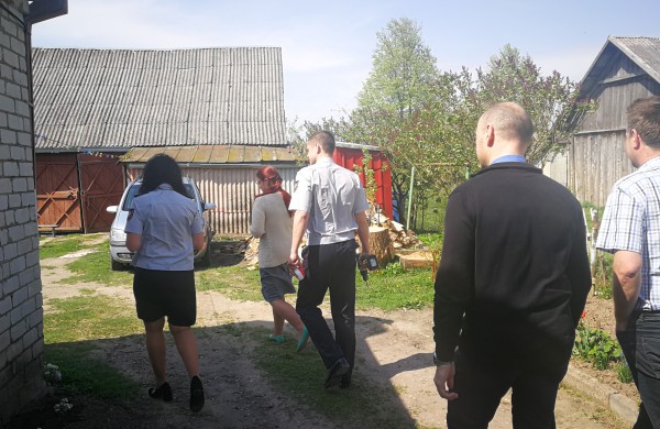 Ugniagesių akcijoje „Gyvenkime saugiai“ dalyvauja ir vietos valdžia  