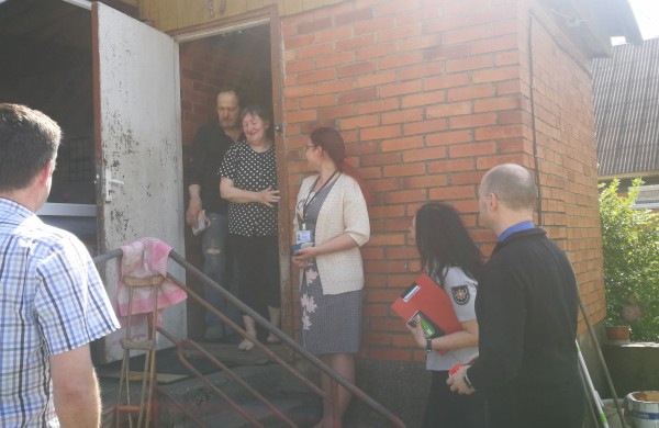 Ugniagesių akcijoje „Gyvenkime saugiai“ dalyvauja ir vietos valdžia  