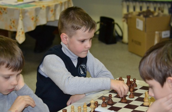 Skirtumas tarp jauniausio ir vyriausio šachmatininko - 85 metai