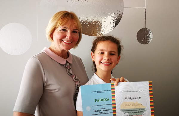 Rajoniniame mokinių skaitymo konkurse nugalėjo J.Vareikio progimnazijos mokinė