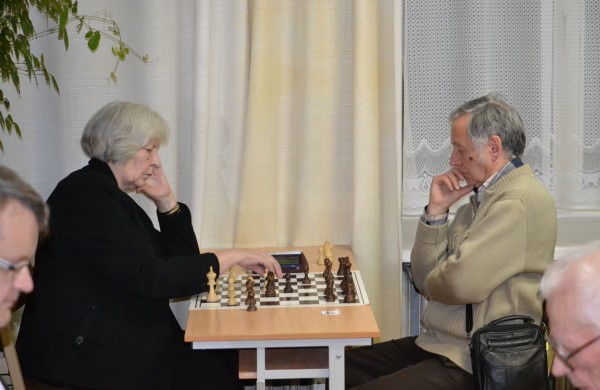 Skirtumas tarp jauniausio ir vyriausio šachmatininko - 85 metai