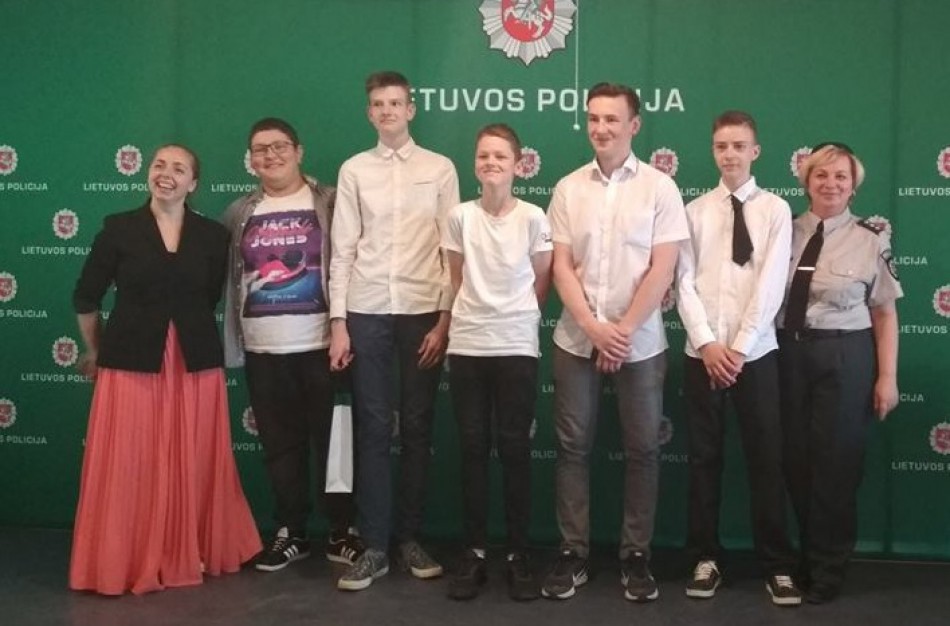 Teisinių žinių konkurse „Temidė“ varžėsi ir Jonavos moksleiviai 