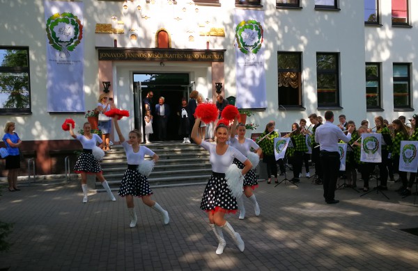 Iškilmingai paminėtos J.Miščiukaitės 70-osios gimimo metinės