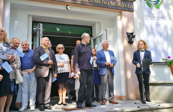 Iškilmingai paminėtos J.Miščiukaitės 70-osios gimimo metinės