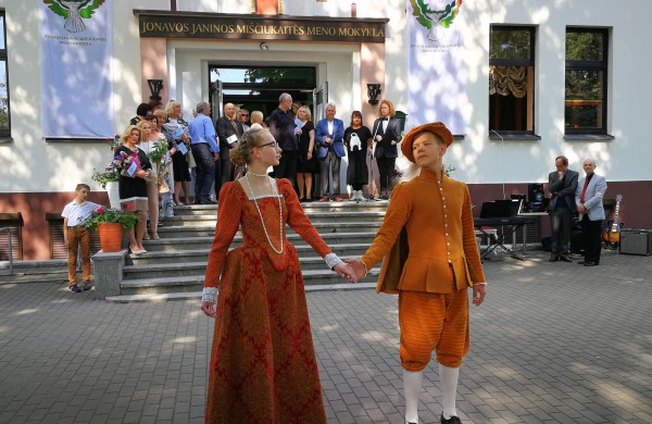 Iškilmingai paminėtos J.Miščiukaitės 70-osios gimimo metinės