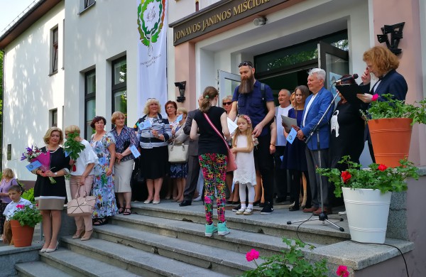 Iškilmingai paminėtos J.Miščiukaitės 70-osios gimimo metinės