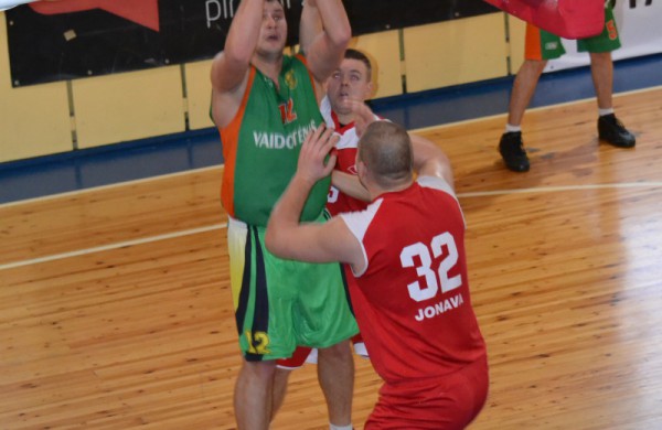 Po mėnesio pertraukos – JKML kovų metas