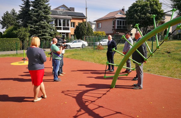 Miesto apžiūra: nuo supuvusios tvoros iki naujų aikštelių įrengimo